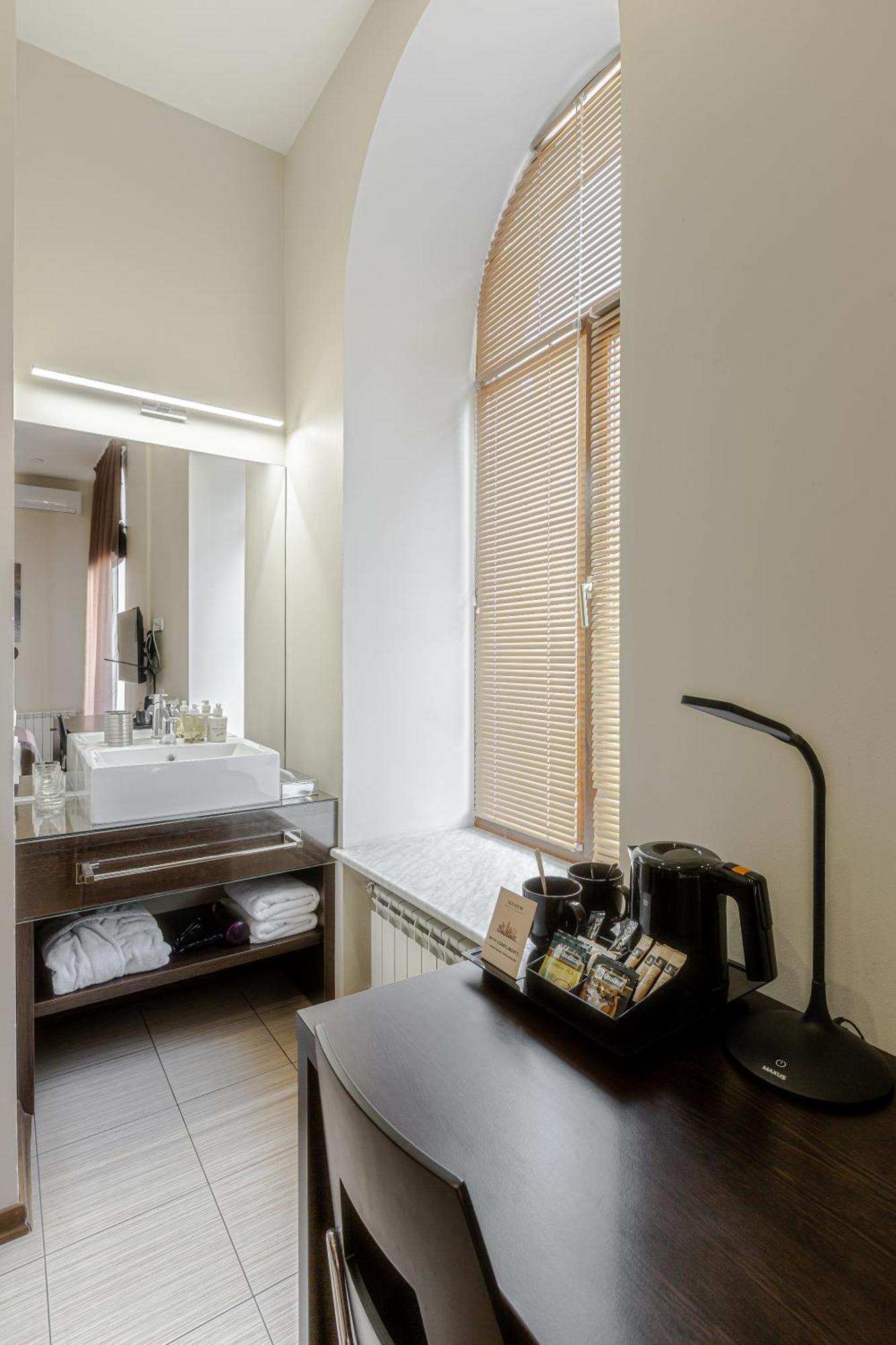 Incognito Boutique Hotel Kiev Exterior foto